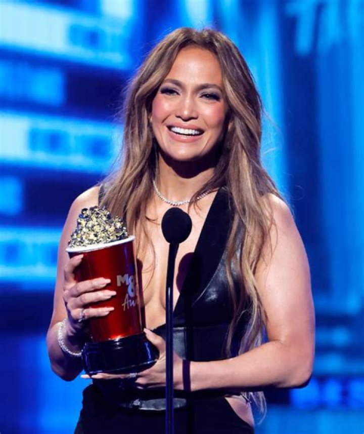 Unveiling The Stats: Jennifer Lopez Height And Weight