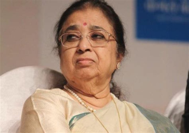 Usha Mangeshkar Biography, Husband, Wiki, Marriage, Age, Songs