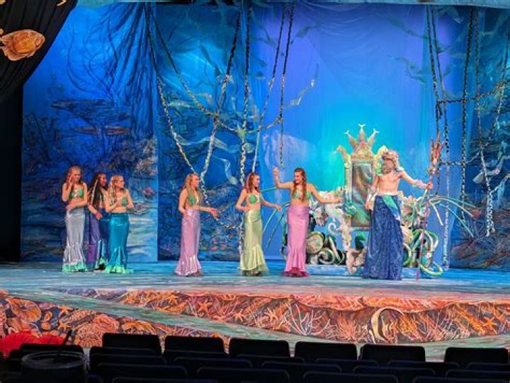 Utah Theatre Turned Into 'Time Machine' Showcasing Classic Films