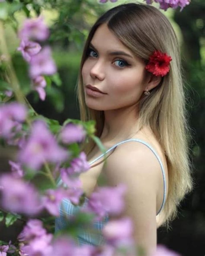 Valentina Strauss: Wiki, Bio, Age, Ethnicity, Net Worth, Height