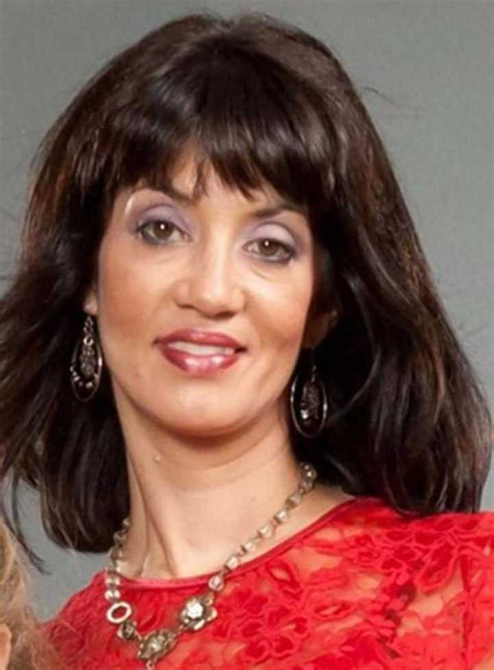 Valerie Dowden Wells Net Worth 2024