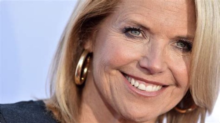 Valerie Jane Parker - Bio, Age, Net Worth, Height, Single, Nationality, Wiki