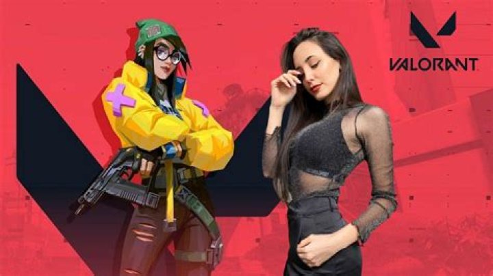 Valorant cosplayer perfects Killjoy with inventive and colorful ensemble
