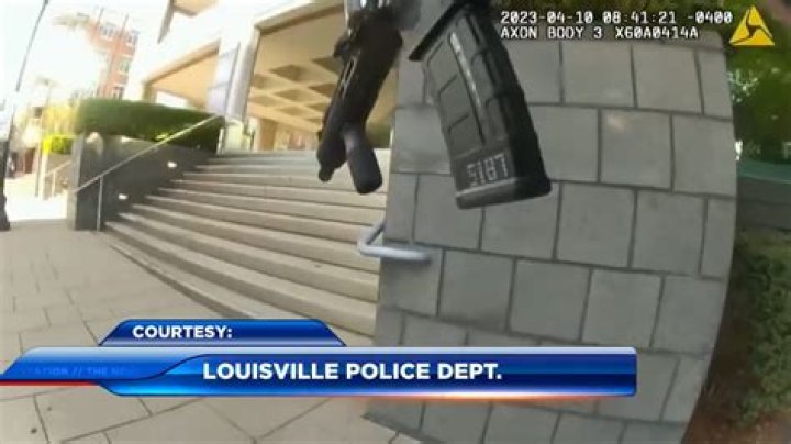 Video shows Louisville police under fire from bank shooter