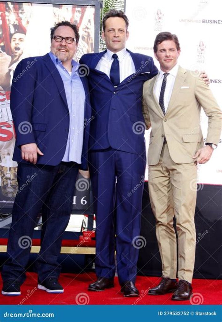 Vince Vaughn Hands: The Iconic Gesture Of A Hollywood Star