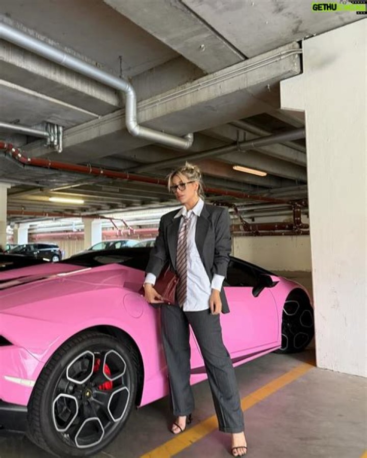 Wanda Nara: Wiki, Bio, Age, Height, First husband, Nationality
