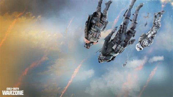 Warzone fans argue that Black Ops Cold War’s guns should be removed