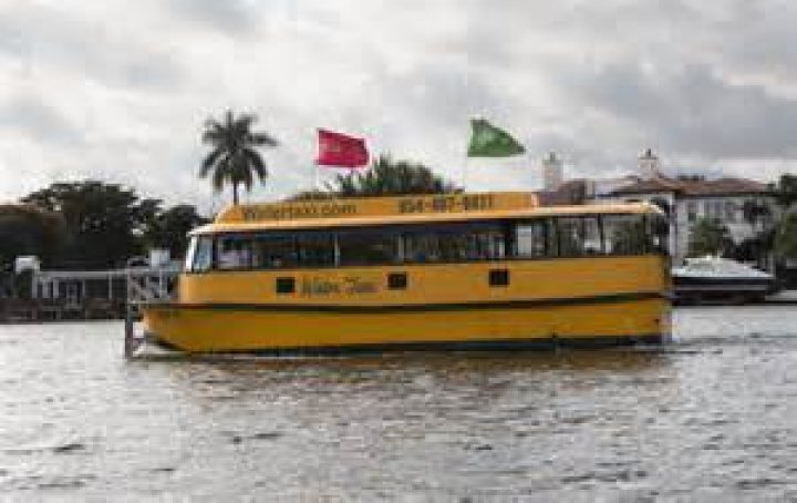 	WATER TAXI MAKES SPLASH IN MIAMI AREA	