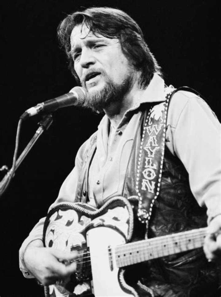 	WAYLON NO LONGER A HANK (THEREFORE, HE’S STILL ALIVE)	