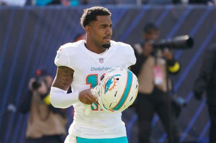 	Who has the edge? Breaking down the matchups for Dolphins (6-3) vs. Browns (3-5)	