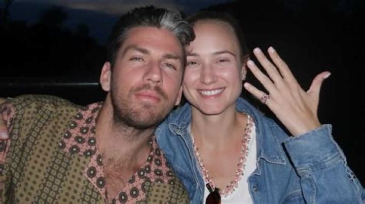 Who Is Cameron Norrie Partner? Is Cameron Norrie Married To Louise Jacobi?