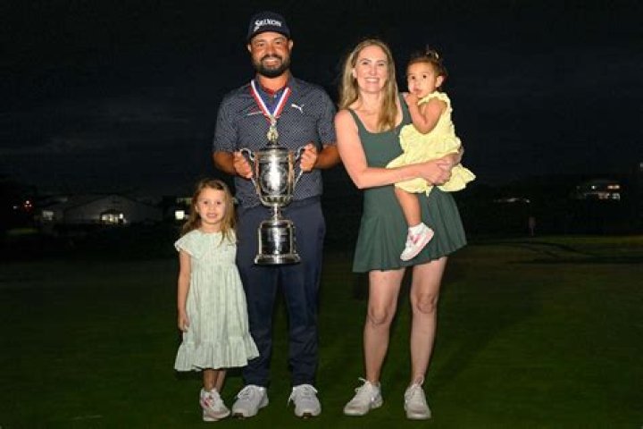 Who is JJ Spaun's Wife?