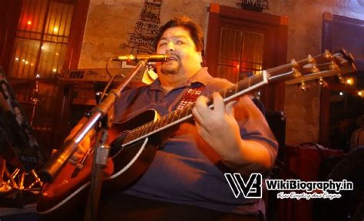 Who Was Jimmy Gonzalez? Wiki, Bio, Age, Height, Songs, Wife, Death
