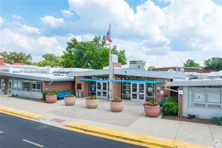 Wilmot Elementary School - Deerfield