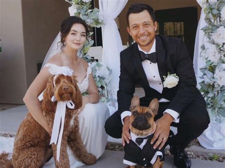 Xander Schauffele Wedding Photos And Wife Age