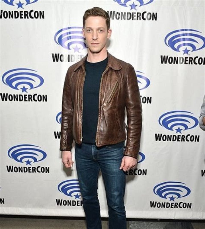 Zach Appelman - Bio, Age, Height, Net Worth, Facts, Nationality