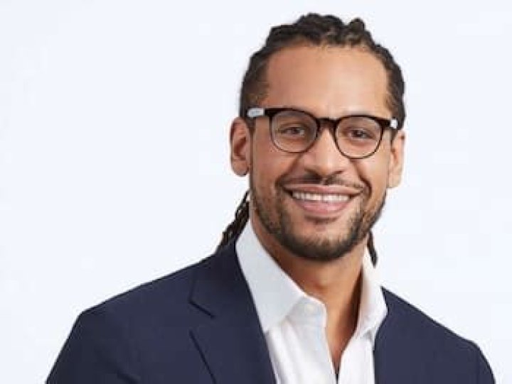 Zachary Kiesch Bio, Age, Height, Wife, Salary, Net Worth, ABC